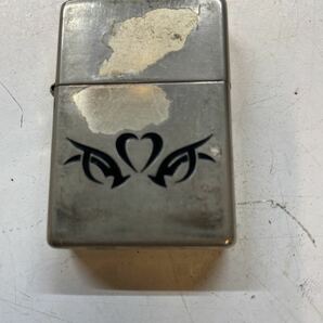  T0922 ZIPPO ジッポ ヴィンテージ シルバー系 ハート柄 オイルライターの画像2