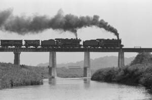 飾って楽しむ鉄道写真（去りゆく蒸気機関車：後藤寺線 ） NO.63810001