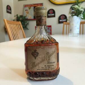 Moscafel EspanoL Vintage Mini bottle unopened old sake antique 