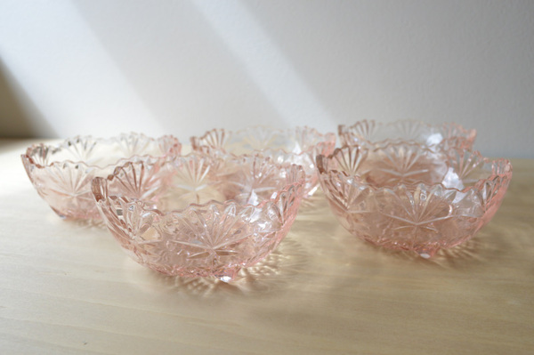 ガラス ボウル 皿 5個 ピンク 桜色 さくら色