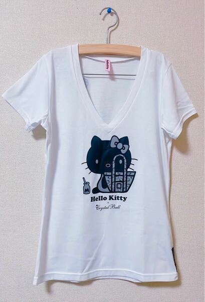 ハローキティTシャツ　Hello Kitty SANRIO