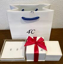 新品 正規品 4℃ ヨンドシー ピアス ダイヤモンド k10 ゴールド ケース 紙袋 リボン 箱 ホワイトゴールド ドロップ 雫_画像3