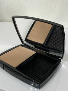 ШАНЕЛЬ. Chanel Double Tan Poudret 55 Contour Powder Foundation Много оставшейся дополнительной доставки 140 Yen Yu Pake