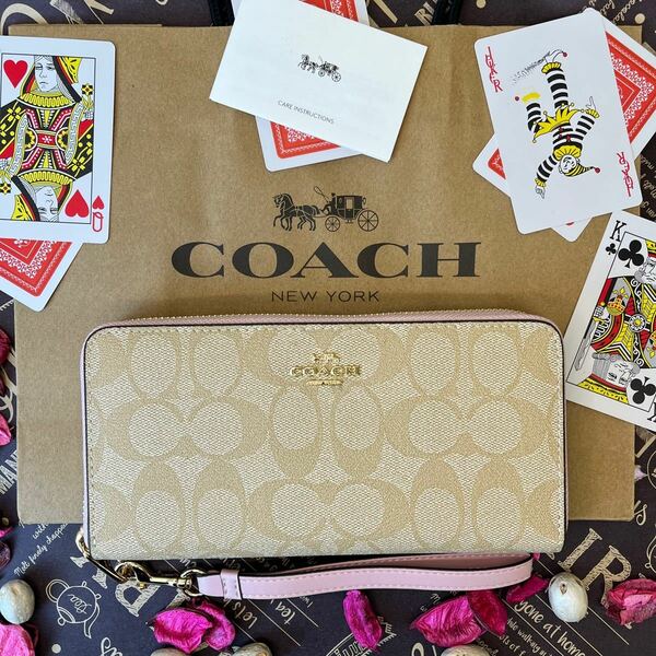 COACH コーチ ストラップ付 シグネチャー　ピンク　長財布