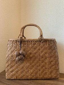  mountain .. handmade . bag net fee braided with strap .