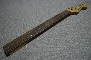 ●PLAYTECHのSTRATOCASTER/ストラトキャスターネック!!!●