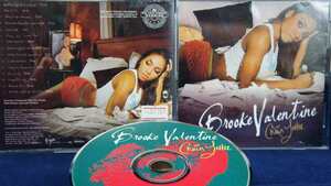 14_01761　Chain Letter / Brooke Valentine