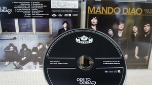 14_00130 MANDO DIAO / ODE TO OCHRASY