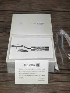 非売品　ほぼ未使用 美品　アメックスプラチナカード　バースデーギフト　NEZCA(ネヅカ)　輝くストラップ　スワロフスキー製品加工