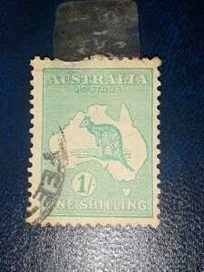  antique rare stamp Australia most the first. stamp 1913 year 1 Shilling large land background kangaroo used .