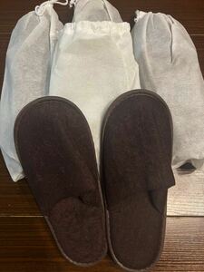  disposable slippers Brown 4 piece amenity . customer for travel supplies 