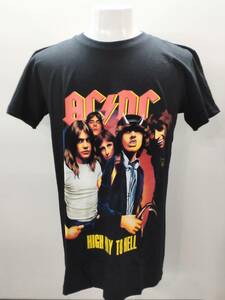 送料無料　【XXLサイズ】AC/DC　Tシャツ　アンガス・ヤング　メンバー　ロックバンド　ファンスマ