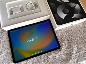 Apple iPad Air 10.9インチ（5世代目） 64GB　MM9C3J/A WiFi 　2022年3月発売　現行モデル（9/30現在）