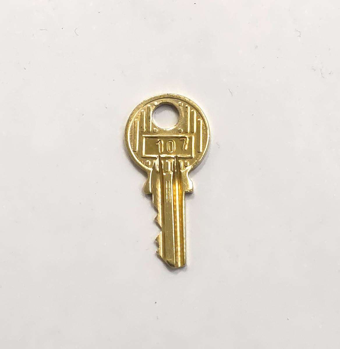 ヤフオク! -「エルメス 南京錠 ゴールド」の落札相場・落札価格