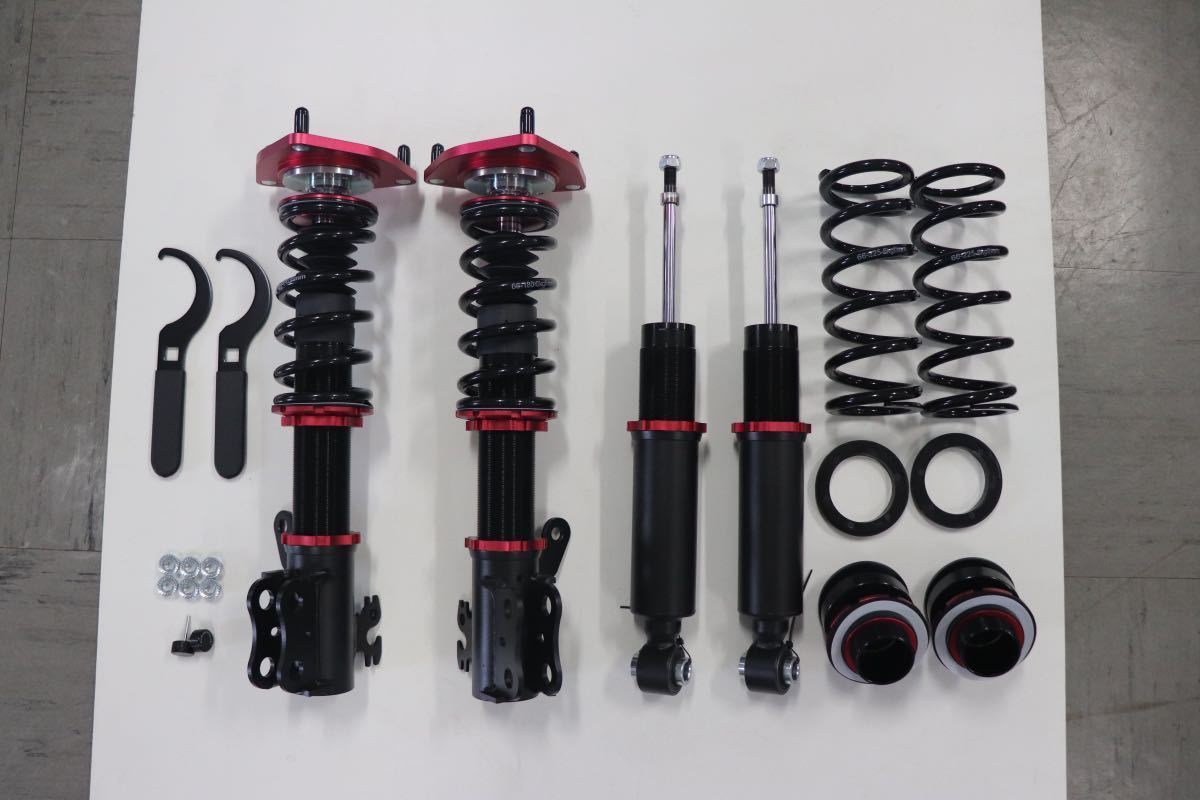 LARGUS ONLINE SHOP / トヨタ プリウスPHV ZVW52 2WD SpecS 車