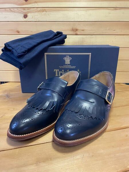 閲覧ありがとうございます。Tricker's トリッカーズのキルトタンシングルストラップシューズになります。