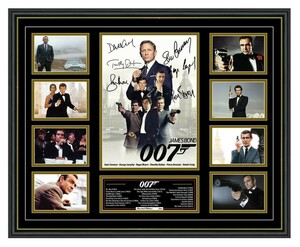 海外　限定　送料込 007 ノー・タイム・トゥ・ダイ ジェームズ・ボンド　キャスト　レプリカ　サイン　ディスプレイ　フレームポスター　3