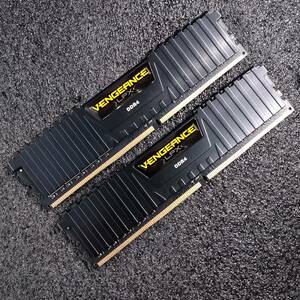 【中古】DDR4メモリ 16GB(8GBx2) Corsair VENGEANCE LPX CMK16GX4M2B3000C15 [DDR4-3000 PC4-24000] 