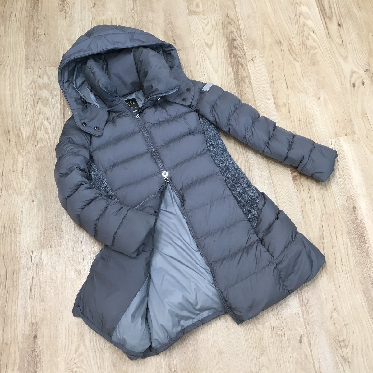 ヤフオク! -タトラス レディース ダウンコートの中古品・新品・未使用 人気のある商品 【極美品】TATRAS ダウンコート 2 ダークグレー キルティング ミドル丈 ダウンジャケット