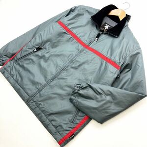 デサント ☆ DESCENTE 中綿 ジャケット グレー レッド O 計算された色使い♪ スポーツ アウトドア タウンユースにもおすすめ◎■AB205