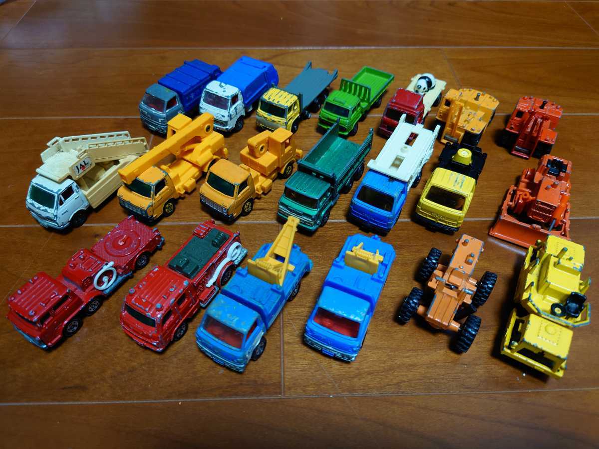 ヤフオク! -「トミカ20台セット?」の落札相場・落札価格 ヤフオク! -「トミカ20台セット?」の落札相場・落札価格