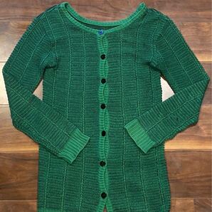 長め丈のニットカーディガン