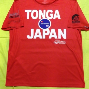 ●トンガ チャリティー Ｔシャツ レッド 2XL 関西大学 関大 ラグビー XXL トンガ ジャパン 非売品 特別仕様 トンガ支援 ワールドカップの画像1