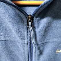 【アウトドア】Columbia コロンビア 長袖 ジップアップ フリースジャケット レディース XLサイズ ブルー系 刺繍ロゴ_画像6
