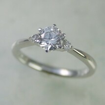 婚約指輪 安い エンゲージリング ダイヤモンド 0.4カラット プラチナ 鑑定書付 0.407ct Fカラー VVS2クラス 3EXカット H&C CGL_画像1