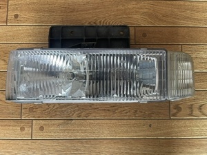  Chevrolet Astro 1997y left head light Ame car van old car 