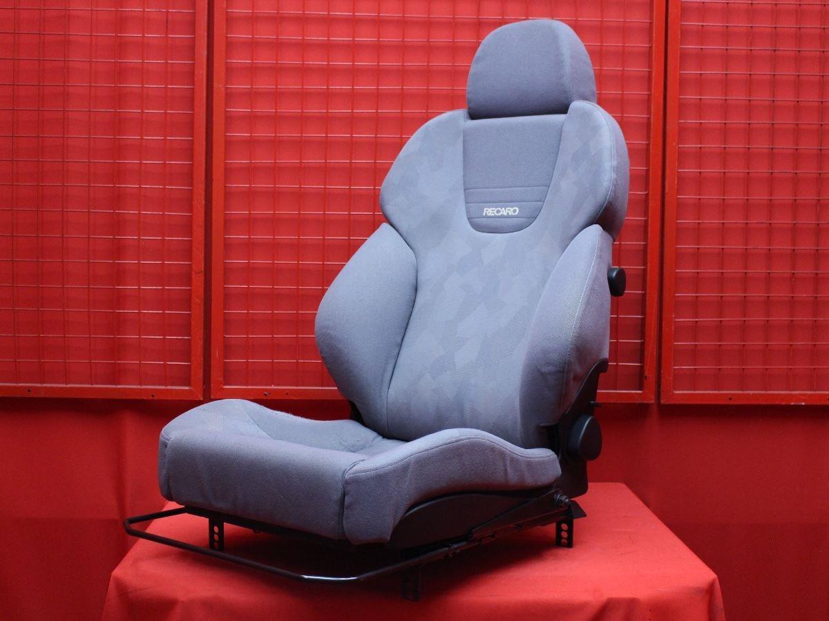 RECARO ST Jの値段と価格推移は？｜2件の売買データからRECARO ST Jの