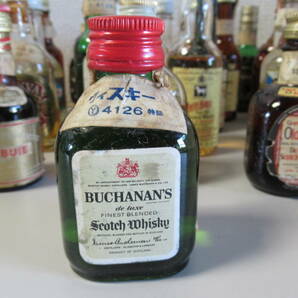 棚16.G30 ウイスキー NIKKA /VAT69/CUSENIER/特級 古酒.各種メーカー ミニボトル 48ml/50ml 27点セットの画像5