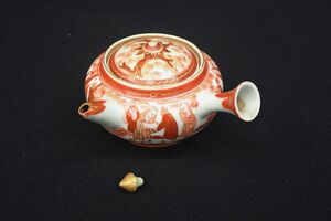 *05 small teapot less . gold paint red . hand ..* details unknown / old house delivery / inspection lake higashi ./ reference goods / consumption tax 0 jpy 