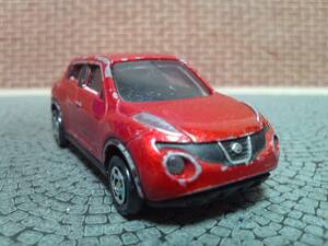 【中古品】1/64 NISSAN JUKE ①