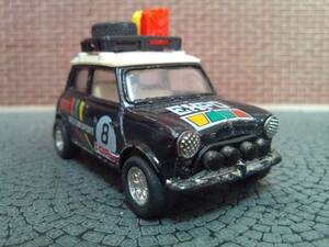 【中古品】 MINI COOPER ⑤