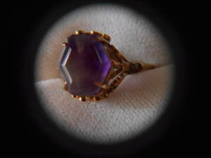 レトロ　エモいストーン付き紫色の石　K18　金無垢　指輪　約４g　激安