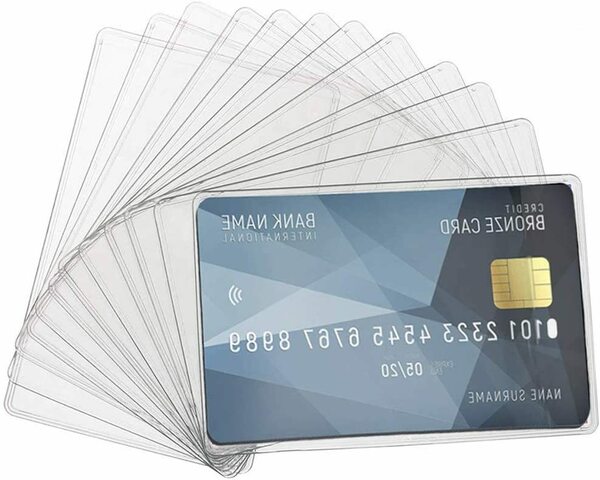『送料無料』カードケース(12枚) 透明 カード保護フィルム　保護フィルム　クリア　 マットな質感 キャッシュカードケース 薄型 防水