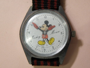 ミッキーマウス 腕時計 手巻 / ウォルト ディズニー レトロ 当時物 アンティーク ビンテージ 古着