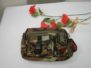  camouflage pattern pouch * pocket . many * used * with translation * using one's way . goodness seems to be.