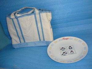 a* not for sale * unused * Sumitomo life × Pingu pasta plate plate . tote bag 