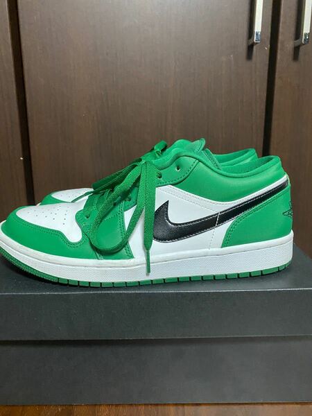 NIKE AIR JORDAN 1 LOW "PINE GREEN/WHITE"