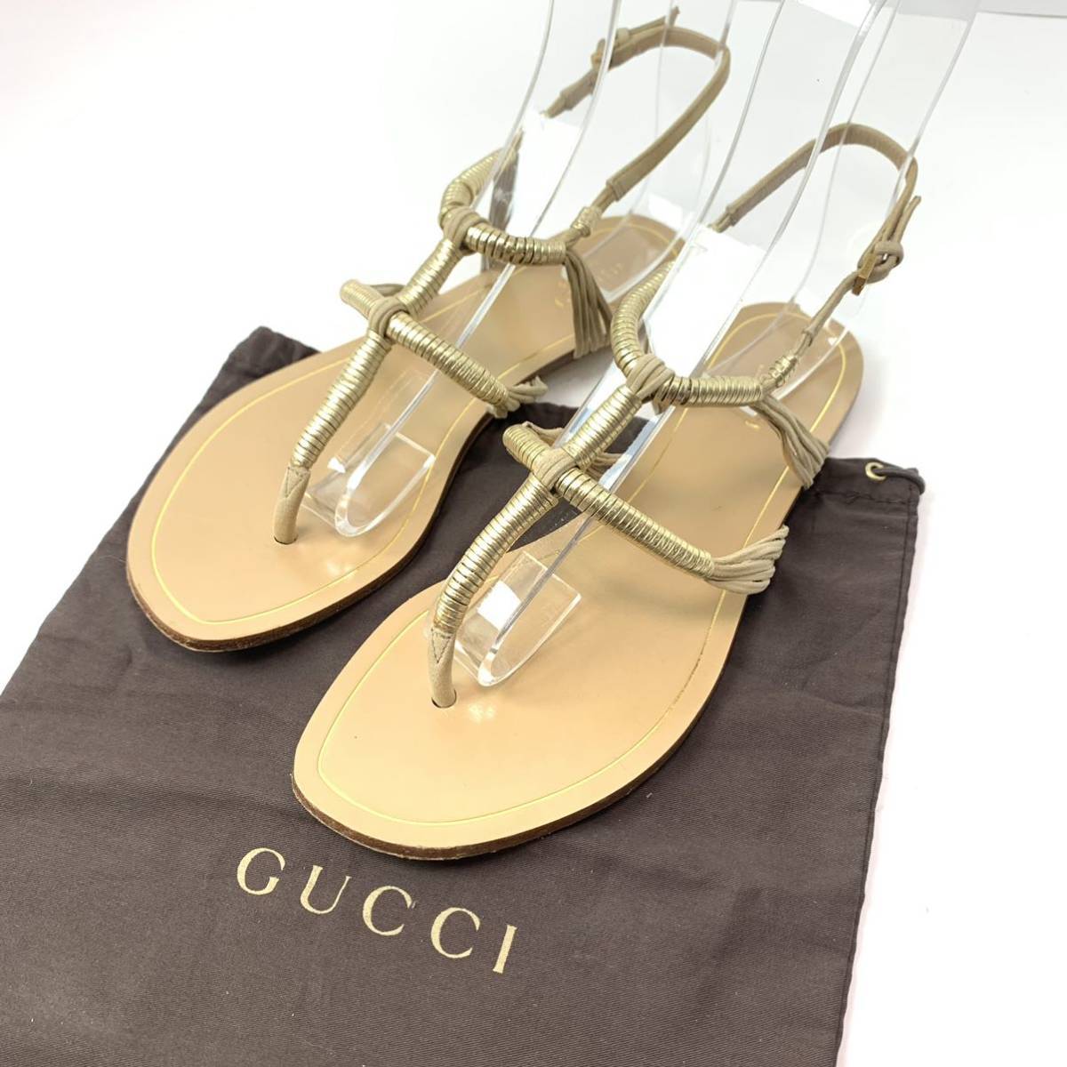 未使用 グッチ 16クルーズ ランウェイ着用 スタッズグラディエーターサンダル レディース 黒 37 パールリボン Gucci Vos Autos Nl