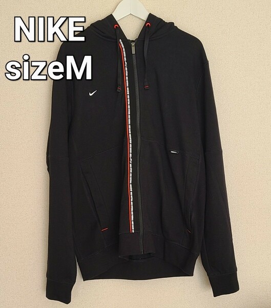 未使用NIKEナイキ NIKE FC TRIBUNAフーディパーカーsizeM