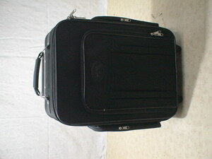 B127　HM　クロ　スーツケース　キャリケース　旅行用　ビジネストラベルバック