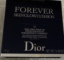 Dior ディオールスキン フォーエヴァー クッション SPF50 PA+++ 千鳥格子　千鳥柄　　00 ニュートラル　グロウ　数量限定品　完売品_画像3