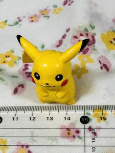 ポケモン モンスターコレクション モンコレフィギュア ピカチュウ