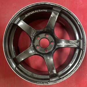 ADVAN Racing TC-4 アドバンレーシング　17×8J+45 PCD100-5穴　ハブ径約63mm アルミホイール1本のみ