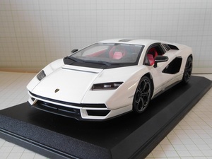 * Maisto 1/18 Lamborghini counter kLPI 800-4 white 
