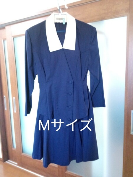 【訳あり】紺色スーツ(入学式・卒業式）