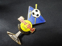 ★HRC Hard Rock CAFE/ハードロックカフェ 2002 YOKOHAMA 横浜 サッカー soccer ピンズ/ピンバッジ PIN グッズ ピン_画像1